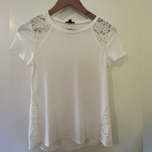NWT Express Top White With White Lace Size: XS